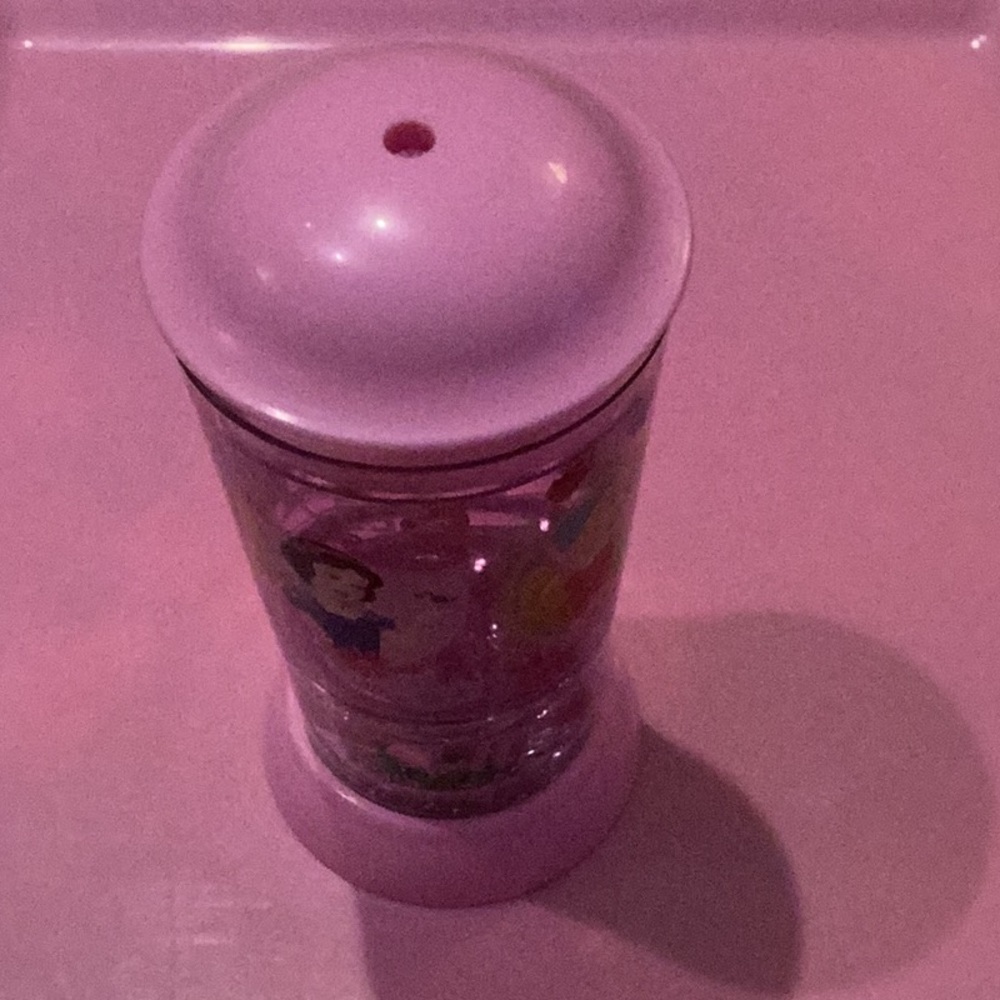 Fun Disney princess cup / no straw - Picture 4 of 4